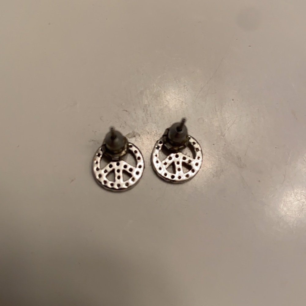 {.30 Diamond} Peace Sign Earrings 14kt White Gold - Picture 5 of 7